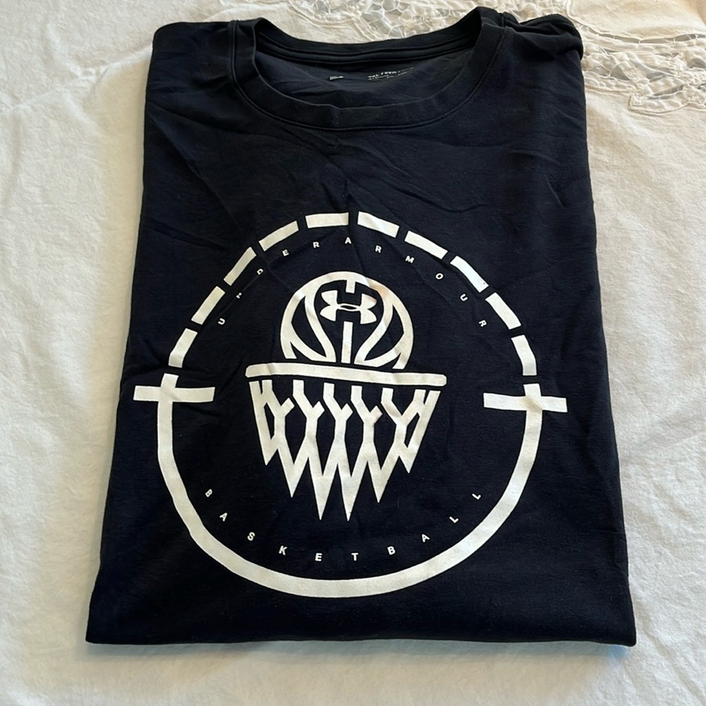 Men’s Under Armour T-Shirt -Size 2XL